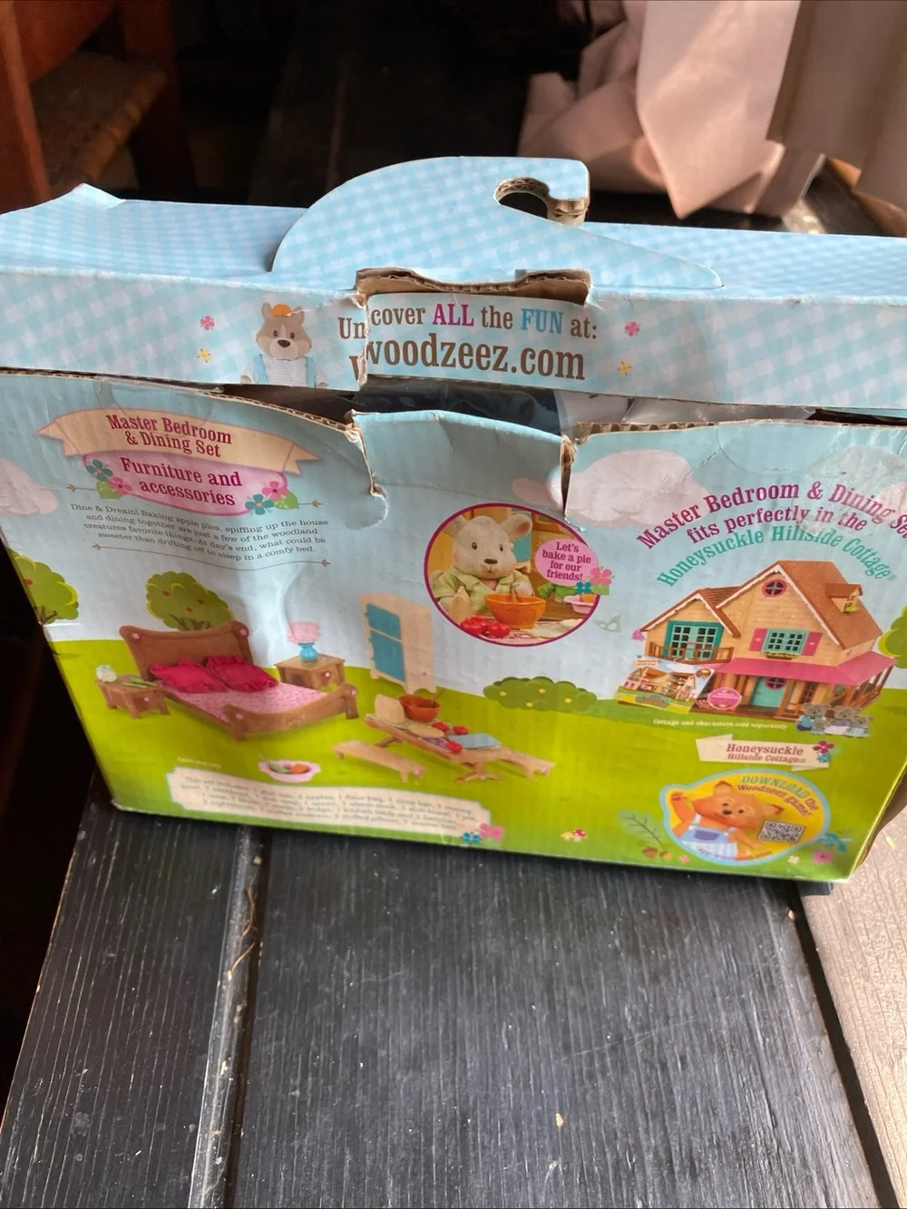 Master Bedroom & Dining Toy Furniture Set - Pink/Green